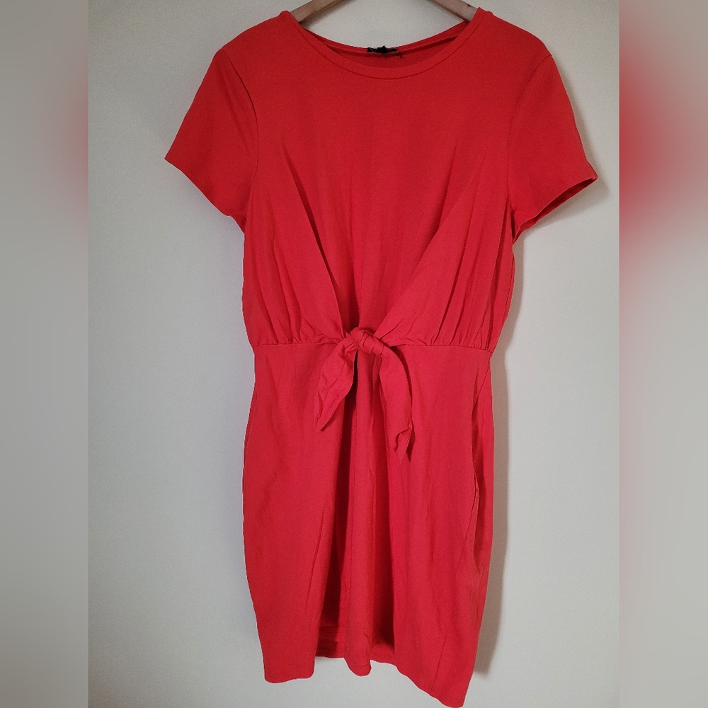 Express Stretchy Knot Mini T-shirt Dress sz Large in Coral/Reddish Orange